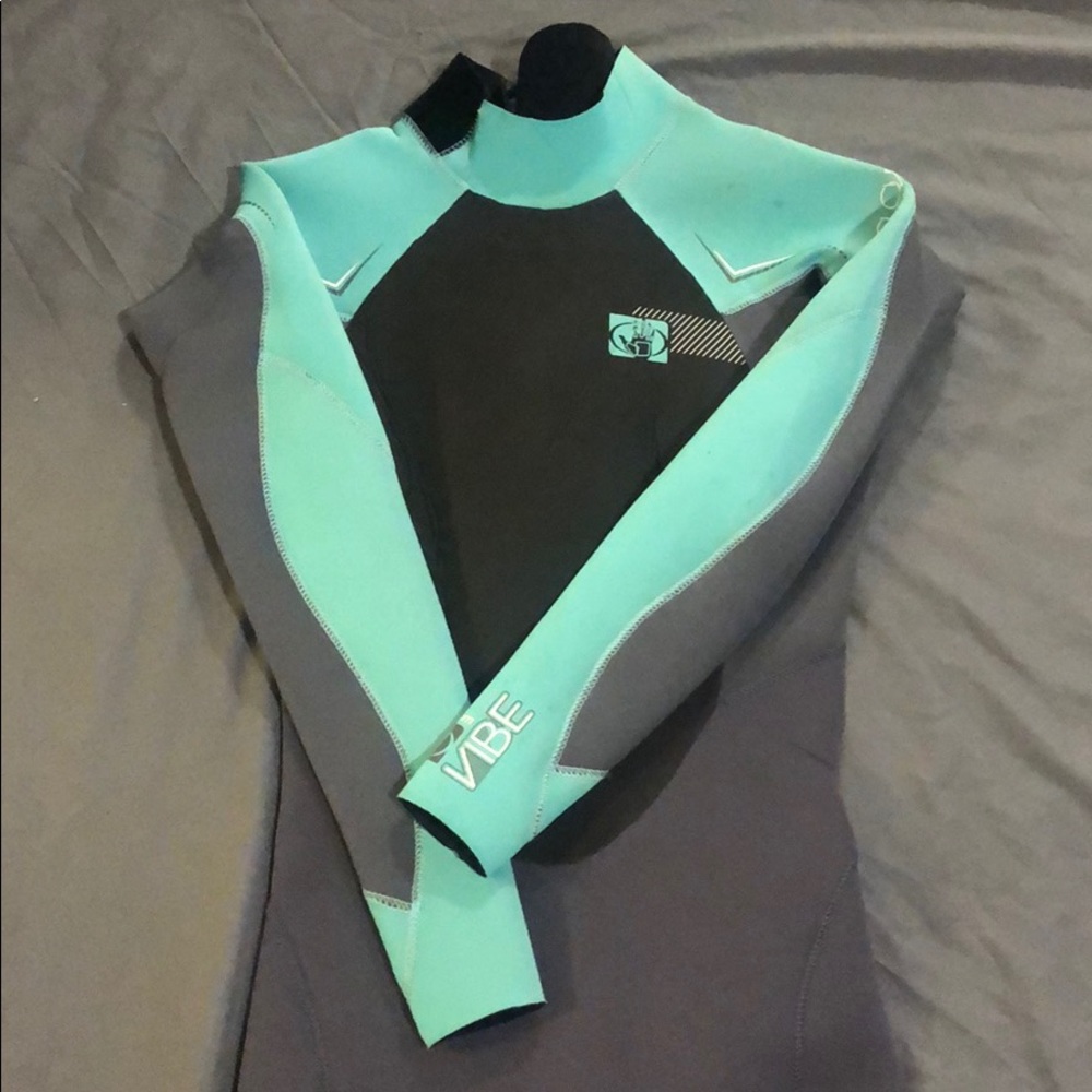 Wet suit